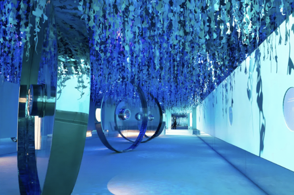 TIFFANY SHOWCASES ‘VISION &amp; VIRTUOSITY’ IN LONDON EXHIBITION