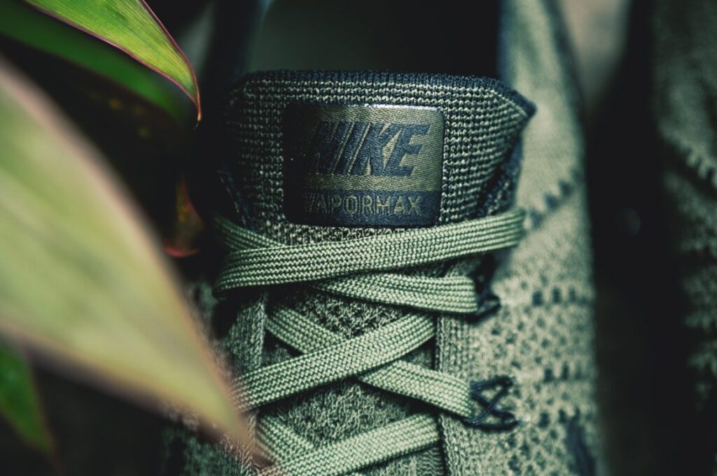 NIKE VAPORMAX CITY TRIBE