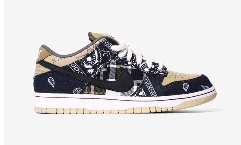 TRAVIS SCOTT X NIKE SB DUNK LOW