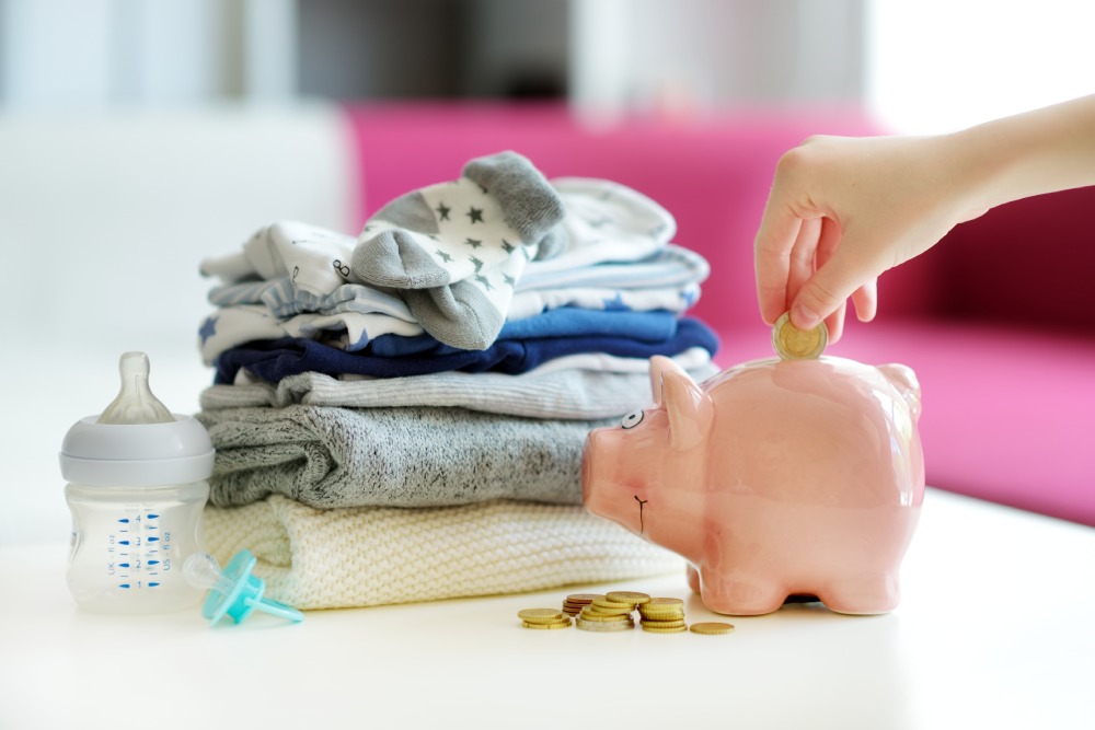 How to Save Money on Surrogacy: Tips for Managing Expenses Efficiently