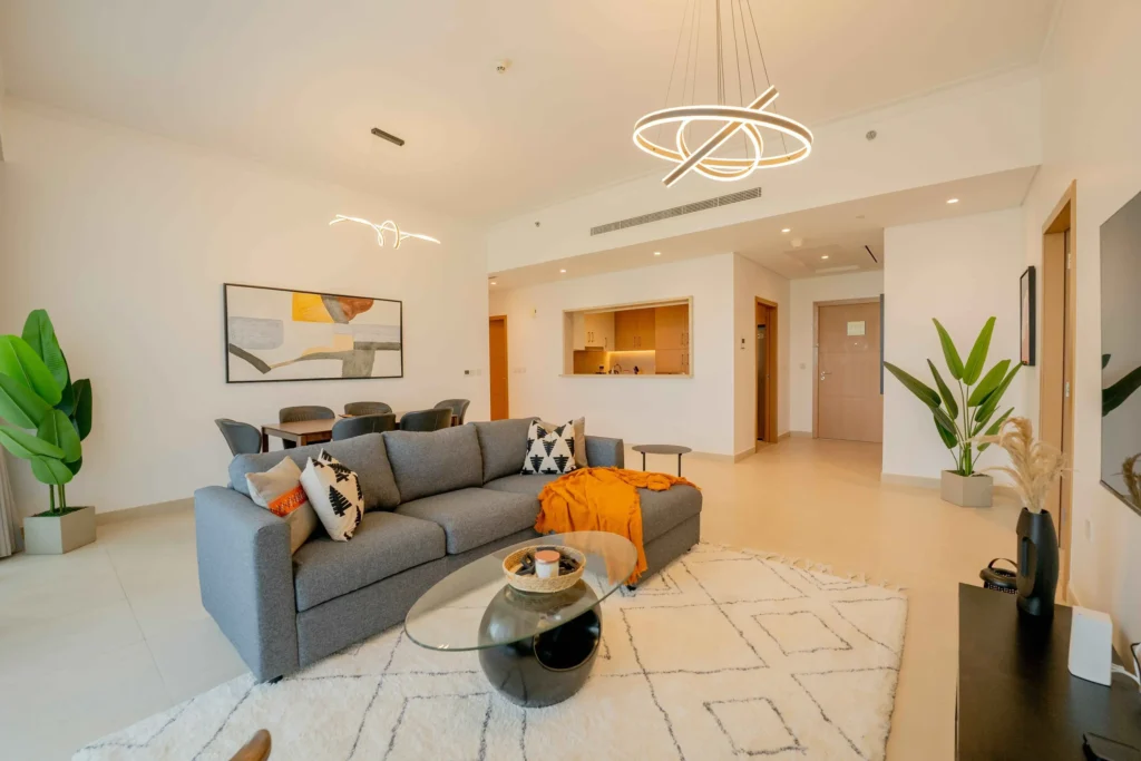 Key Advantages of Booking Short-Term Apartment Rentals